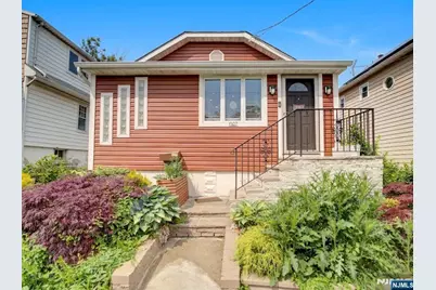 1507 Hiawatha Avenue, Hillside, NJ 07205 - Photo 2