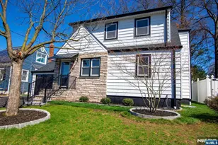 25 Windsor Dr, Dumont, NJ 07628 - Photo 2