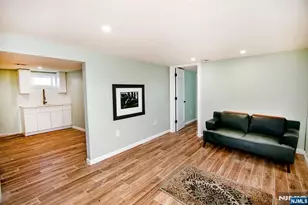 25 Windsor Dr, Dumont, NJ 07628 - Photo 36