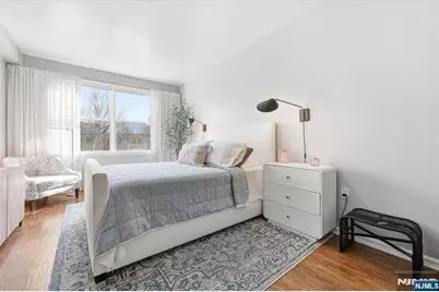 15 Freedom Way 412 #412, Jersey City, NJ 07305 - Photo 10