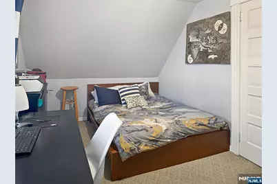 189 Martha Avenue, Elmwood Park, NJ 07407 - Photo 10