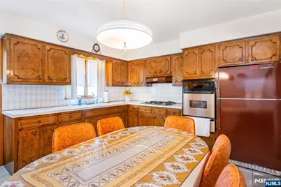 27 Bartsch Avenue, Woodland Park, NJ 07424 - Photo 4