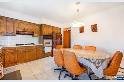 27 Bartsch Avenue, Woodland Park, NJ 07424 - Photo 2