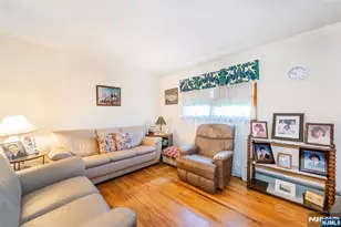 27 Bartsch Ave, Woodland Park, NJ 07424 - Photo 18