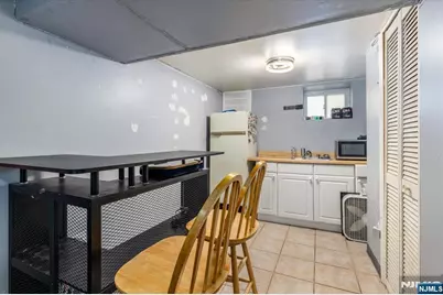567 Fern Avenue, Lyndhurst Township, NJ 07071 - Photo 22