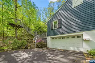 29 Upper Dr, Berkeley Heights, NJ 07901 - Photo 26