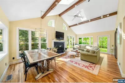 29 Upper Drive, Berkeley Heights, NJ 07901 - Photo 8