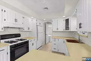 29 Graham Terrace, Saddle Brook Township, NJ 07663 - Photo 26