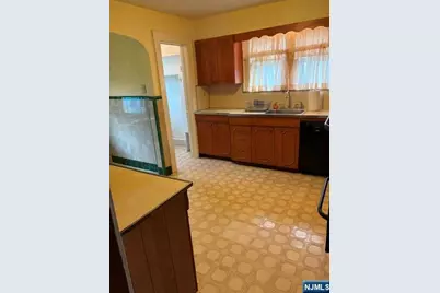 12 Ferncliff Road, Bloomfield, NJ 07003 - Photo 10