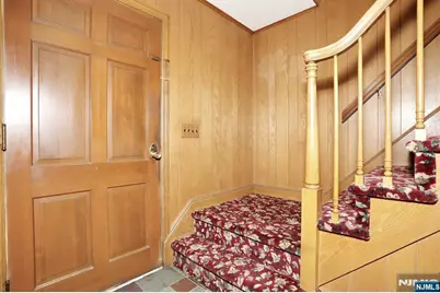 200 Watchung Drive, Hawthorne, NJ 07506 - Photo 6