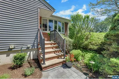 19 Thames Boulevard, Bergenfield, NJ 07621 - Photo 2