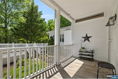 16 Pascack Road, Woodcliff Lake, NJ 07677 - Photo 34