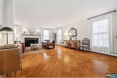 16 Pascack Road, Woodcliff Lake, NJ 07677 - Photo 12