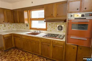 510 Liberty Ave, Jersey City, NJ 07307 - Photo 36