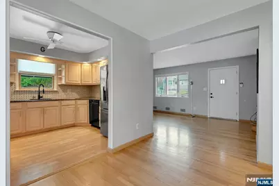 451 Chestnut Street, Nutley, NJ 07110 - Photo 8