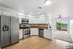 304 Heights Dr 3, Haledon, NJ 07508 - Photo 8