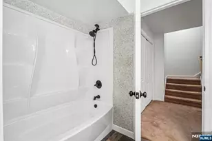 304 Heights Dr 3, Haledon, NJ 07508 - Photo 22