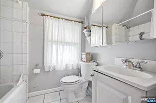 32 Lerome Pl, Teaneck Township, NJ 07666 - Photo 26