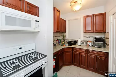6 May Street, Wallington, NJ 07057 - Photo 10