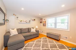 136 Redwood Ave, Wayne, NJ 07470 - Photo 16