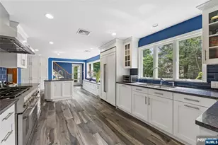 1271 Alicia Ave, Teaneck Township, NJ 07666 - Photo 20