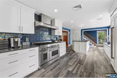 1271 Alicia Avenue, Teaneck Township, NJ 07666 - Photo 18