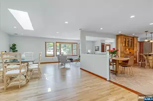 670 Swathmore Ln, Paramus, NJ 07652 - Photo 18