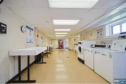 2320 Linwood Avenue 5G #5G, Fort Lee, NJ 07024 - Photo 12