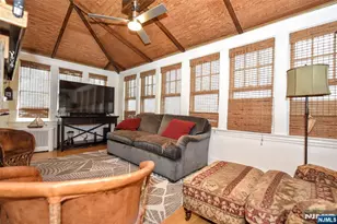343 Union St, Lodi, NJ 07644 - Photo 10