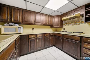 32-06 Rosalie St, Fair Lawn, NJ 07410 - Photo 22