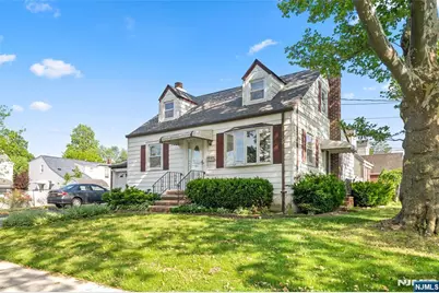 32-06 Rosalie Street, Fair Lawn, NJ 07410 - Photo 2
