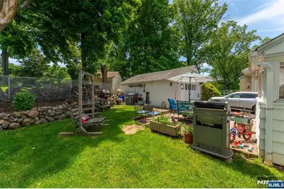 24 Robertson Road, West Orange Township, NJ 07052 - Photo 24