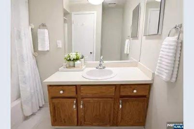 2111 Hilltop Road, Mahwah, NJ 07430 - Photo 12