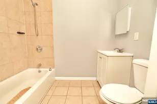 395 S 15th St, Newark, NJ 07103 - Photo 10
