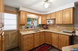 8 Mariani Dr, Little Ferry, NJ 07643 - Photo 28