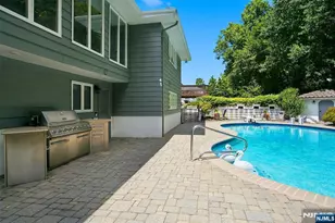 8 Mariani Dr, Little Ferry, NJ 07643 - Photo 32
