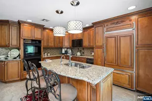 8 Mariani Dr, Little Ferry, NJ 07643 - Photo 12