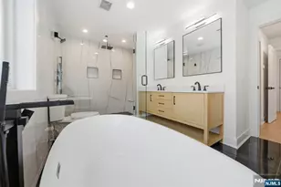 110 Platt Ave, Saddle Brook Township, NJ 07663 - Photo 32
