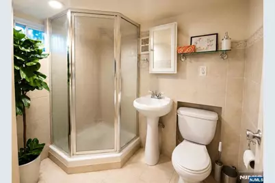 1016 Grace Terrace, Teaneck Township, NJ 07666 - Photo 24