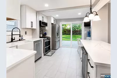 1016 Grace Terrace, Teaneck Township, NJ 07666 - Photo 8