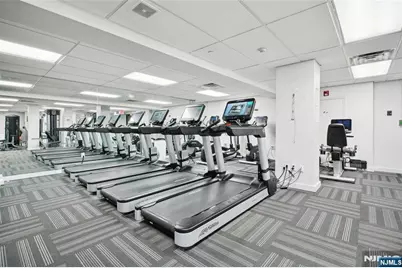 2200 N Central Road 6U #6U, Fort Lee, NJ 07024 - Photo 28