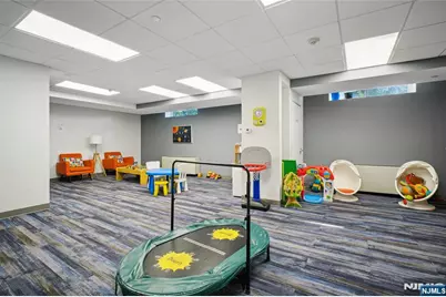 2200 N Central Road 6U #6U, Fort Lee, NJ 07024 - Photo 22