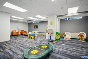 2200 N Central Road 6U, Fort Lee, NJ 07024 - Photo 22