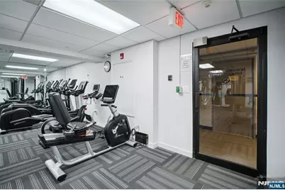 2200 N Central Road 6U #6U, Fort Lee, NJ 07024 - Photo 26