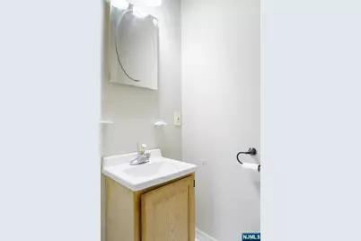 518 W Anderson Street, Hackensack, NJ 07601 - Photo 14