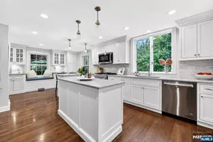 15 Afterglow Ave, Verona, NJ 07044 - Photo 14