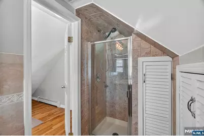 119 Kingston Avenue, Hawthorne, NJ 07506 - Photo 24