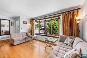 1095 Harvard Pl, Fort Lee, NJ 07024 - Photo 8