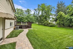 23 Ridge Ct, Cedar Grove, NJ 07009 - Photo 36