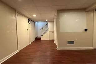 28 Van Houten St, Bergenfield, NJ 07621 - Photo 46